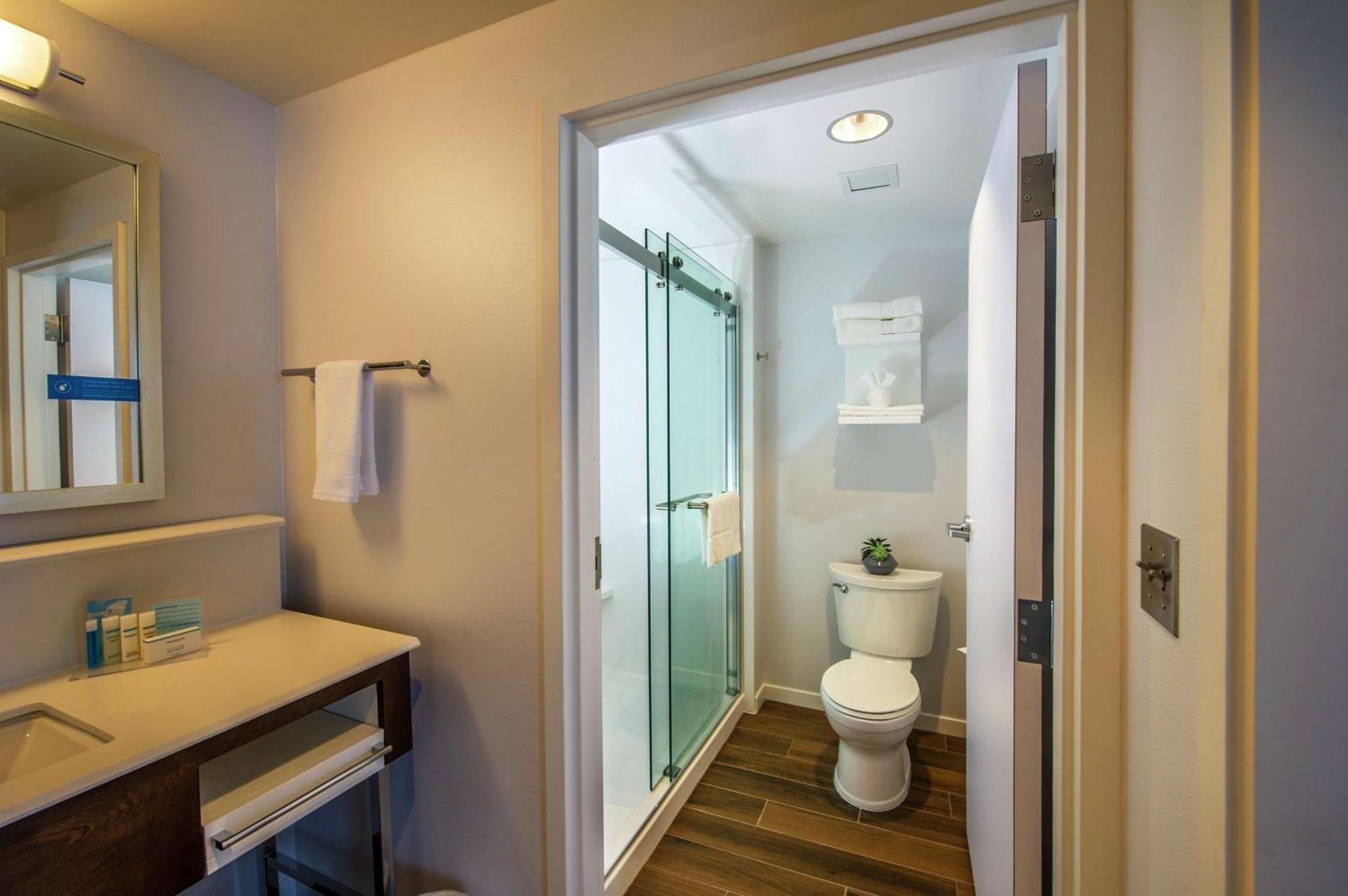Hampton Inn & Suites/Foxborough/Mansfield Екстериор снимка