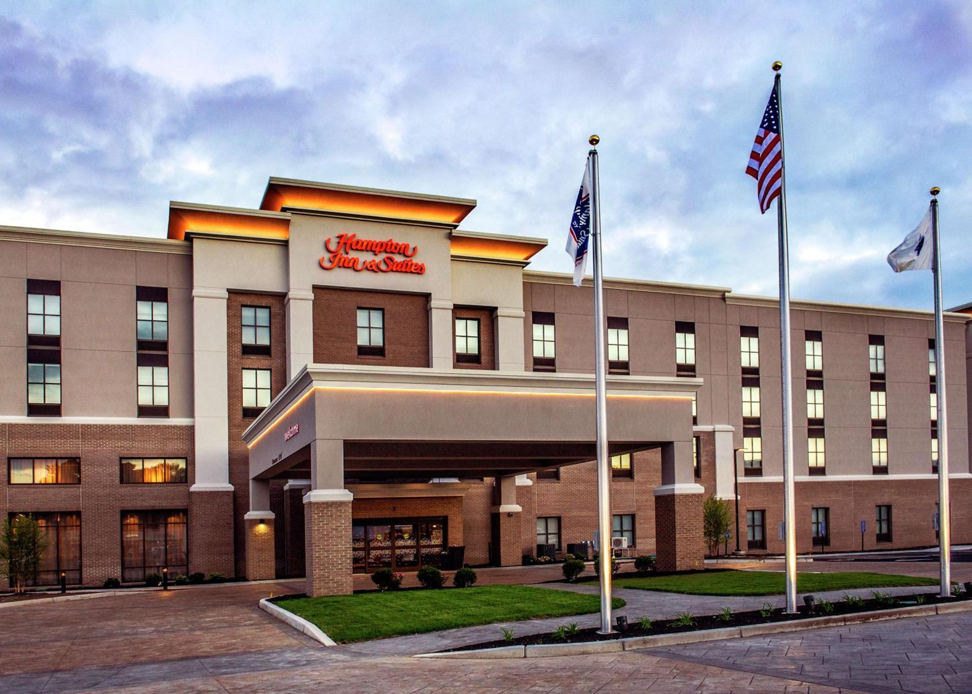 Hampton Inn & Suites/Foxborough/Mansfield Екстериор снимка